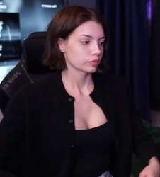 398x440