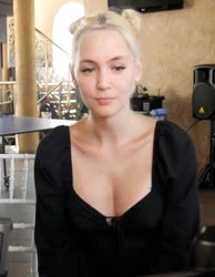606x780