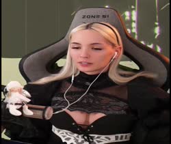 416x352