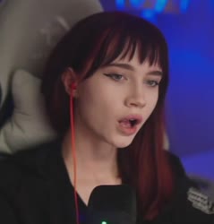 618x646