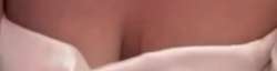 888x229