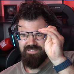 442x445
