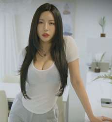 665x718