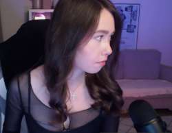 870x676