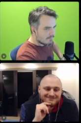 349x529