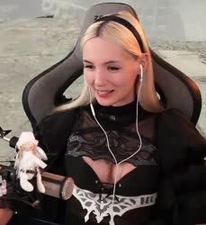 618x674
