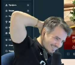 271x232