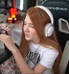 290x310