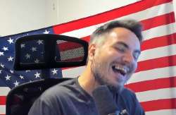 573x374