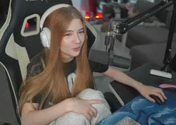 330x234