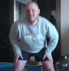 528x542