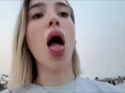 320x240