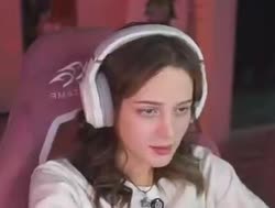 330x250