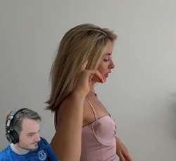 394x361
