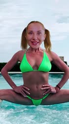 576x1024