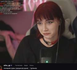 878x811