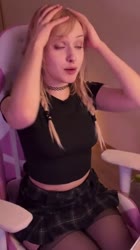 606x1080