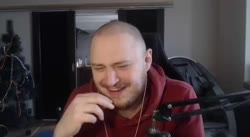 640x352
