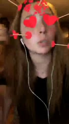 552x988