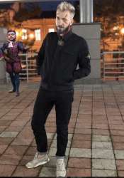 379x540