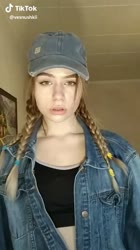 576x1024