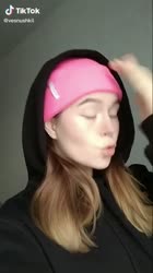 576x1024