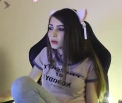 442x376