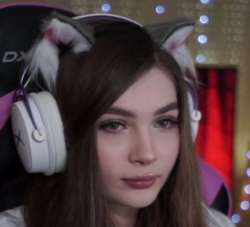 521x474