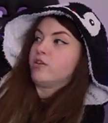390x443