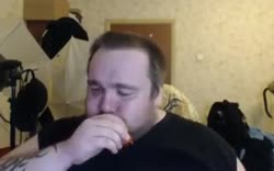 576x360