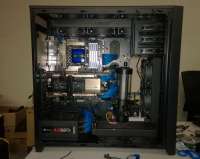 700x558
