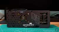 875x488