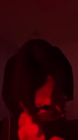 526x936