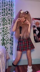 576x1024