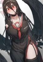 647x916
