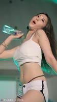 406x720