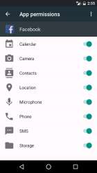 560x995