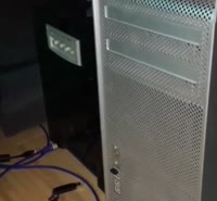 698x648