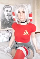 434x640