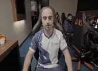 490x360